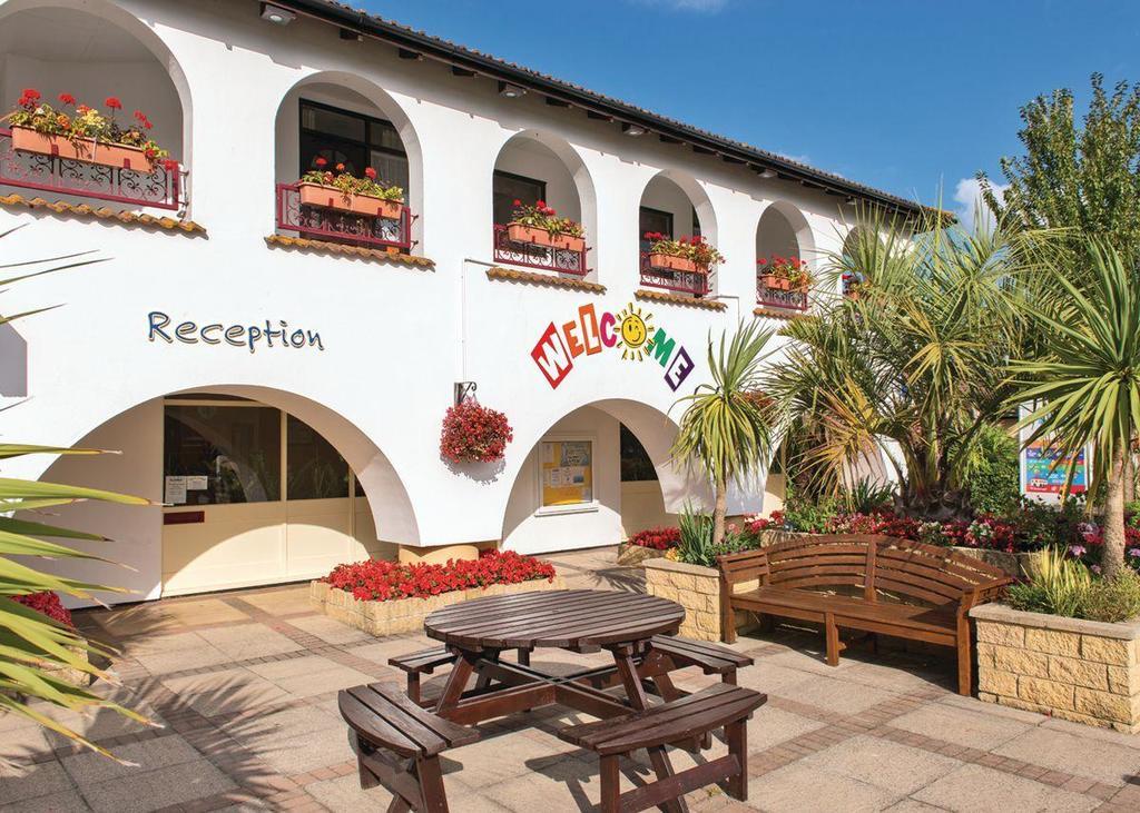 Welcome Family Hotell Dawlish Exteriör bild